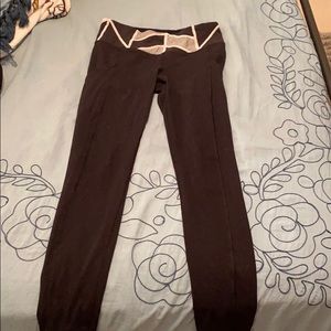 Lululemon leggings with pockets
